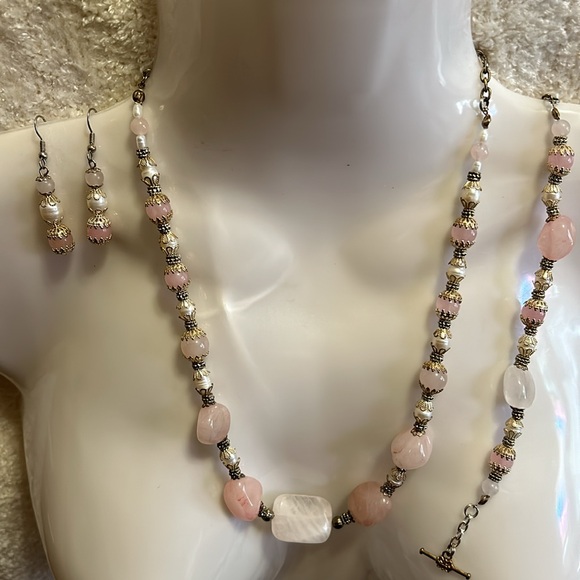 Women’s Beautiful Vintage Rose Quartz Cultured Pearls 3 piece set silver/gold - Picture 4 of 5